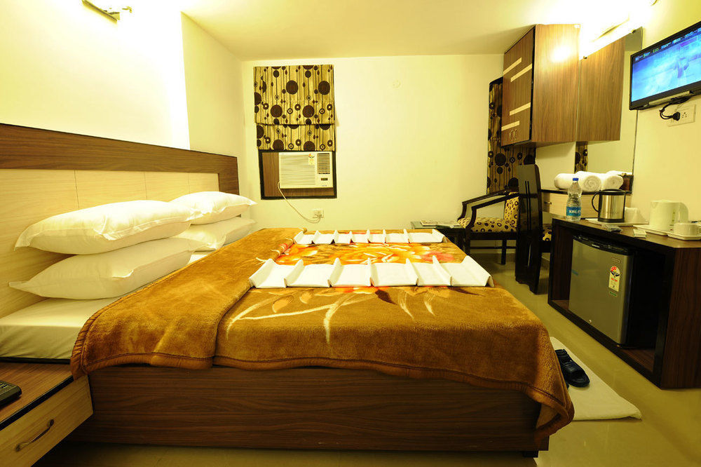Hotel Hkj Residency Amritsar Dış mekan fotoğraf
